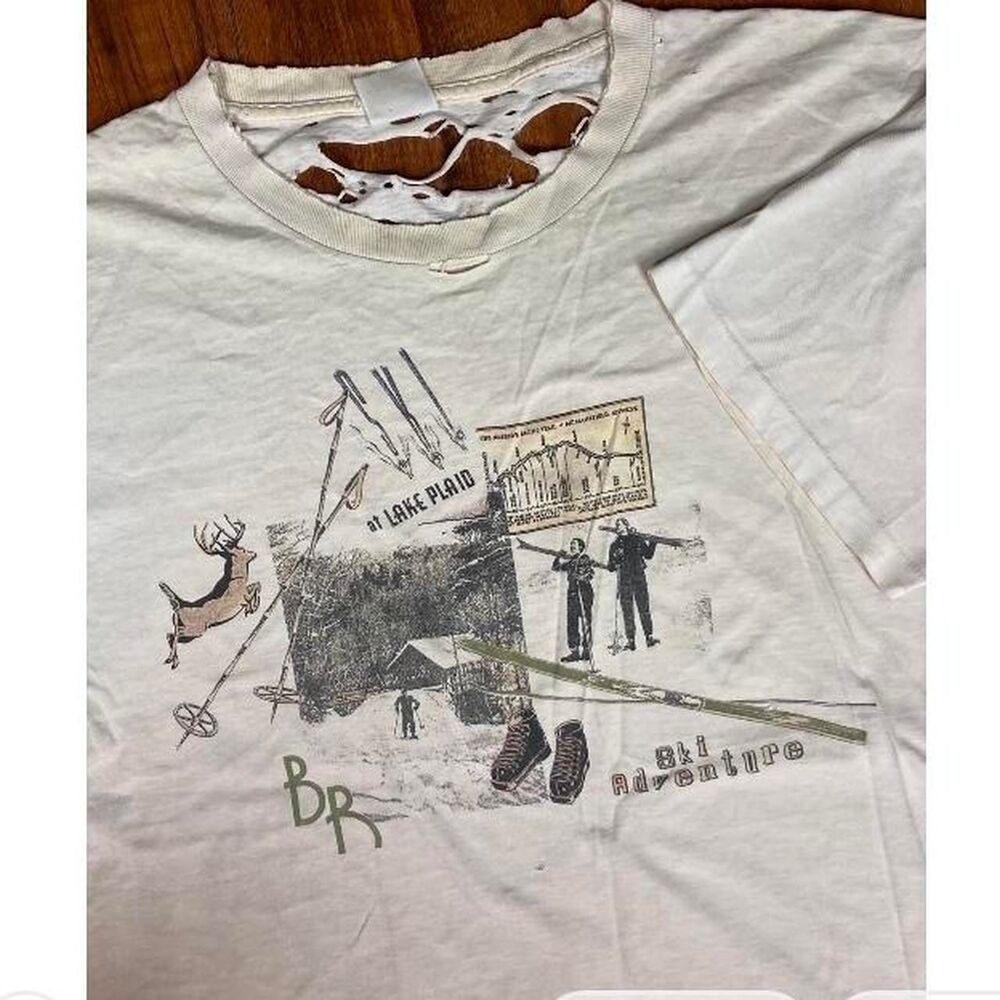 Vintage 80s Banana Republic Lake Plaid Ski Adventure Distressed White T-Shirt